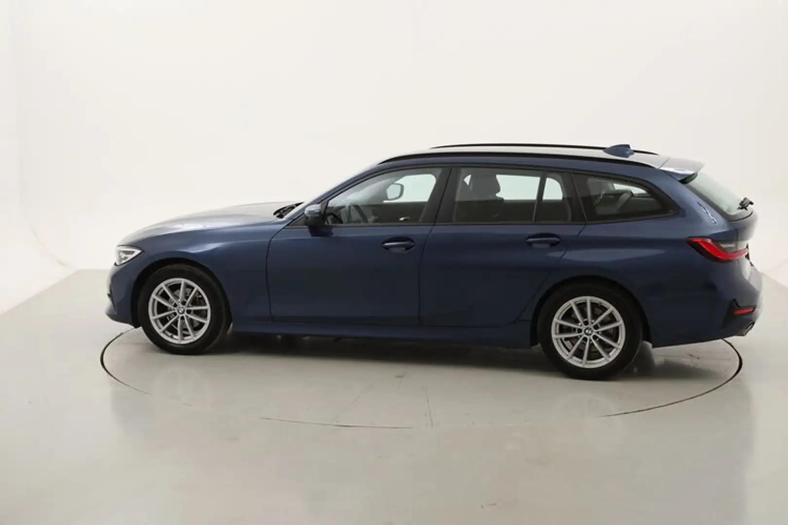 BMW 318 318d 48V Touring Business Advantage 2.0 Mild Niebieski - 2