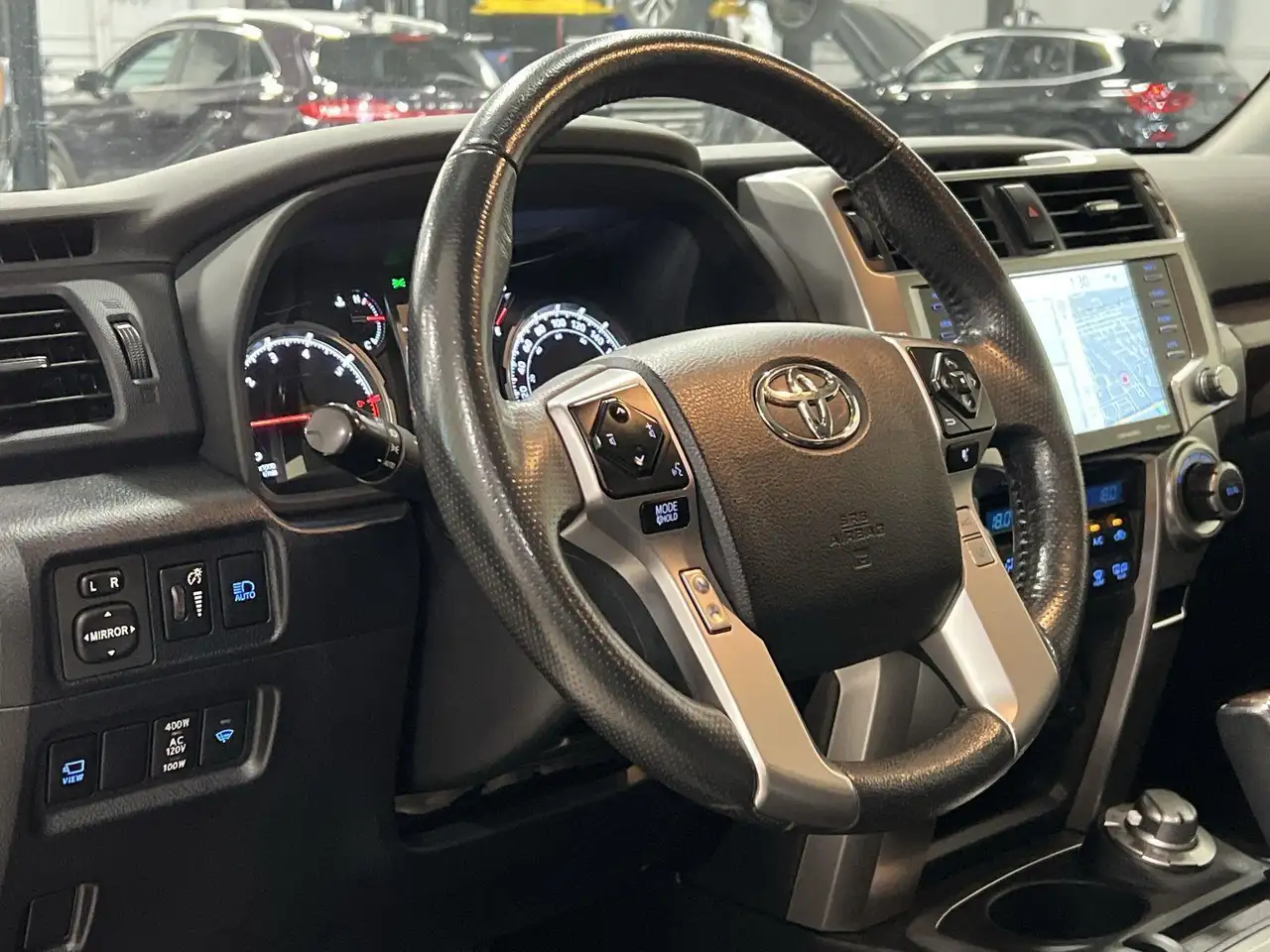 Toyota 4-Runner снимка Toyota 4-Runner