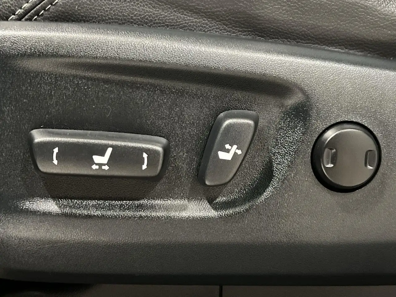 Toyota 4-Runner снимка Toyota 4-Runner