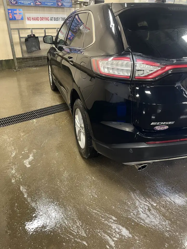 Ford Edge снимка Ford Edge