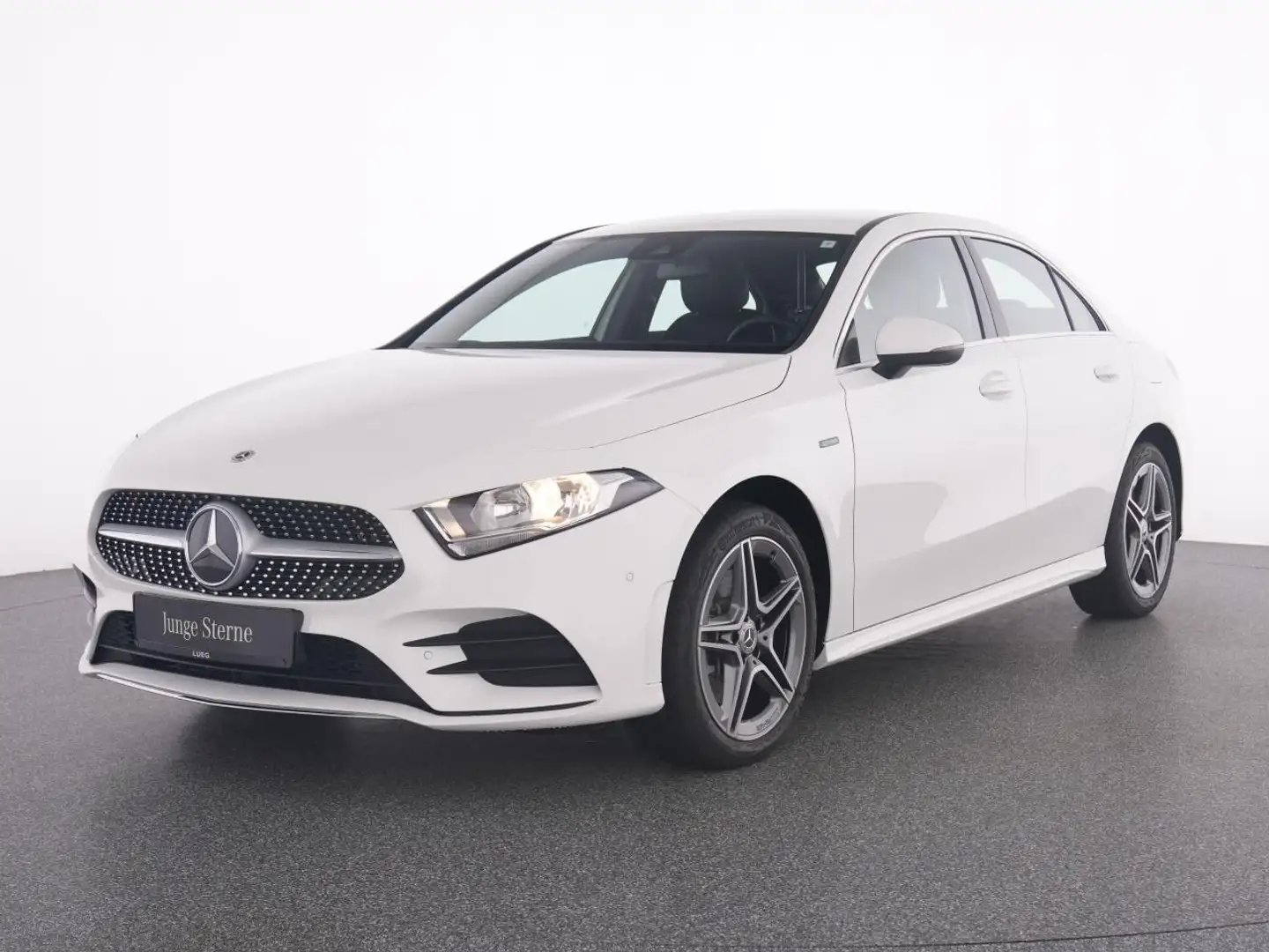 Mercedes-Benz A 250 e Lim AMG+MBUXAdvanced+PTS+SHZ+SpurAss+DAB Alb - 2