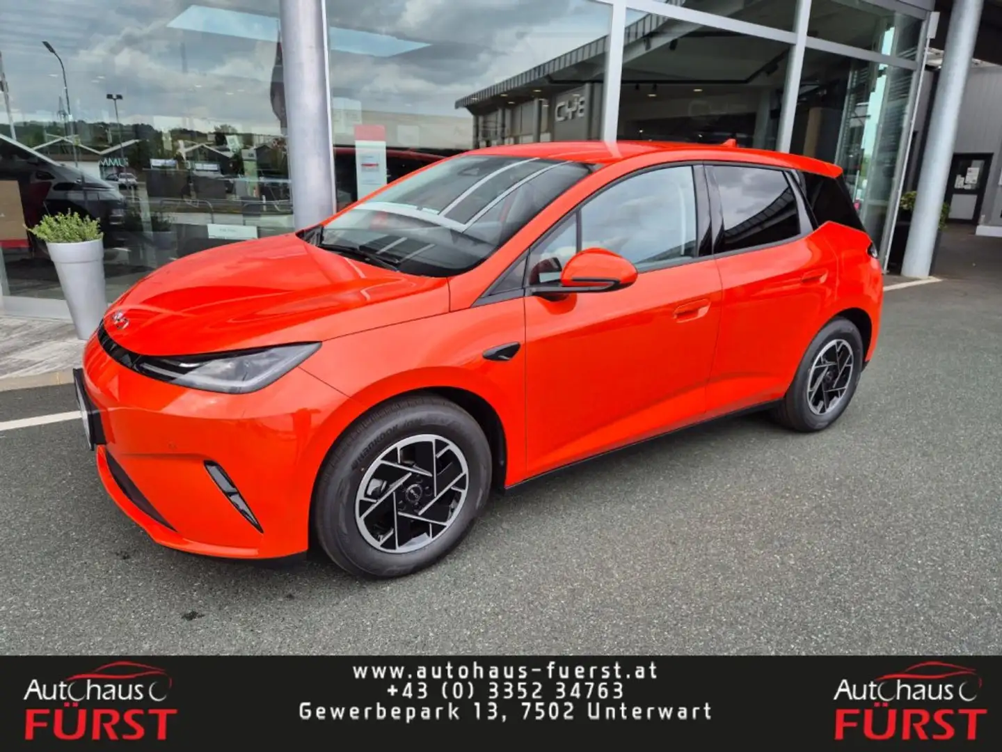 BYD Dolphin G DM-i Boost Orange - 1