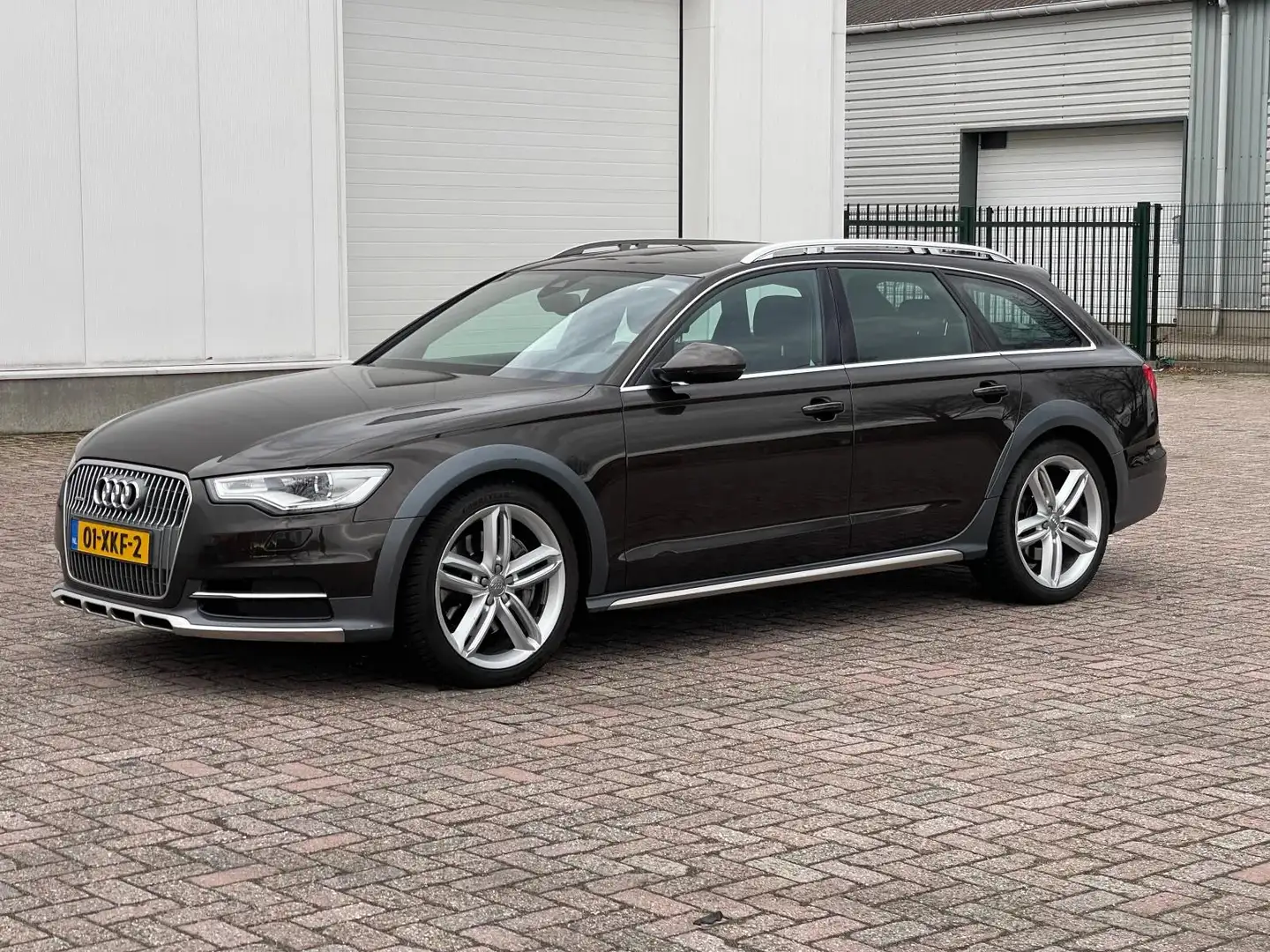 Audi A6 allroad quattro 3.0 TDI BiT Pro Line Plus Maro - 1