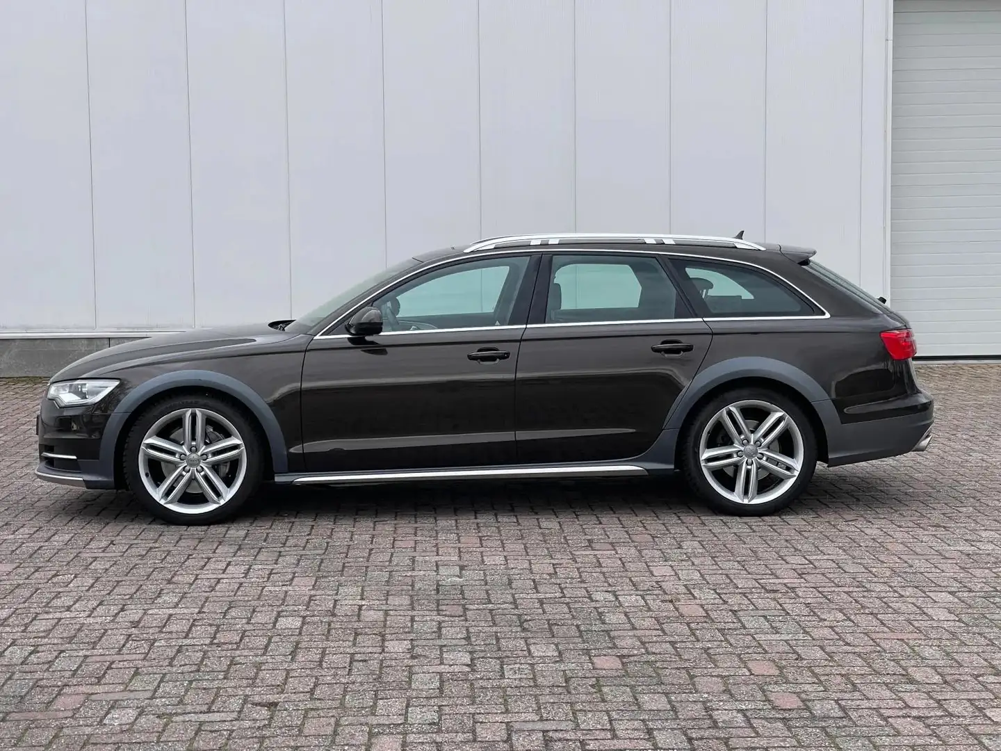 Audi A6 allroad quattro 3.0 TDI BiT Pro Line Plus Maro - 2