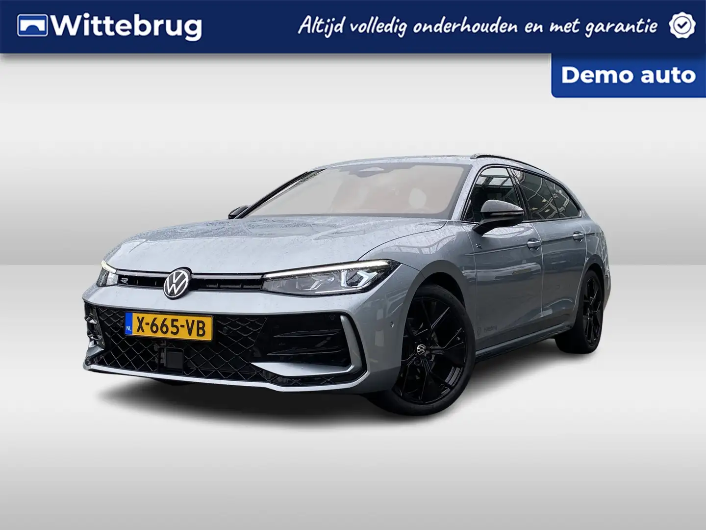 Volkswagen Passat Variant 1.5 eTSI 150PK DSG R-Line Business / Panoramadak / Grijs - 1