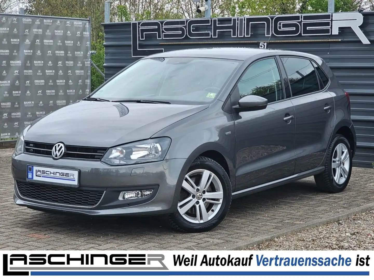 Volkswagen Polo V 1.2 Life BMT SHZ PDC KLIMA TEMPO LM MP3 Gris - 1