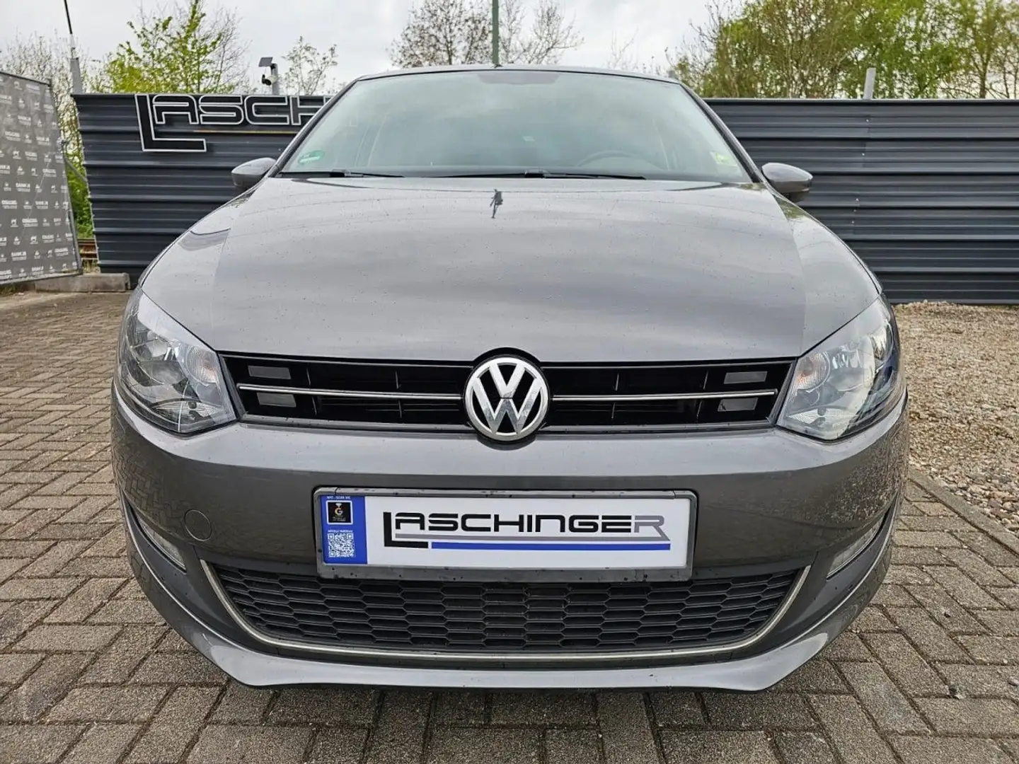 Volkswagen Polo V 1.2 Life BMT SHZ PDC KLIMA TEMPO LM MP3 Grau - 2