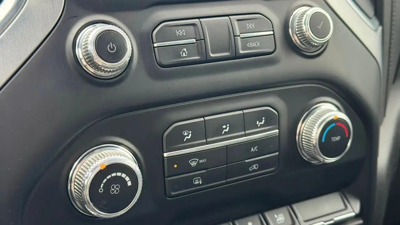 GMC Sierra 2500HD снимка GMC Sierra 2500HD
