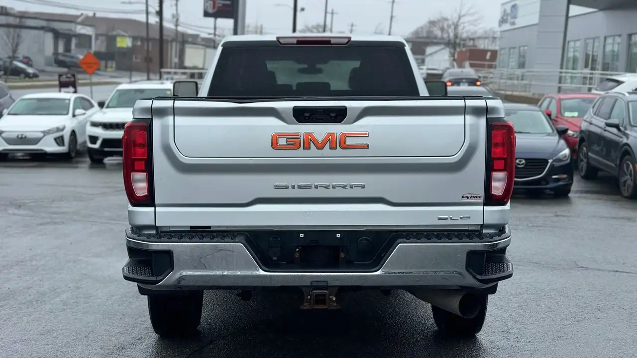 GMC Sierra 2500HD снимка GMC Sierra 2500HD