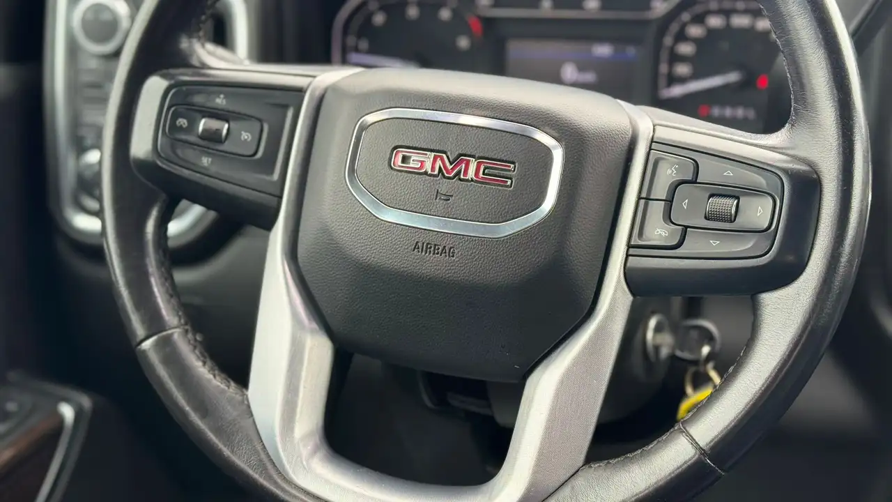 GMC Sierra 2500HD снимка GMC Sierra 2500HD