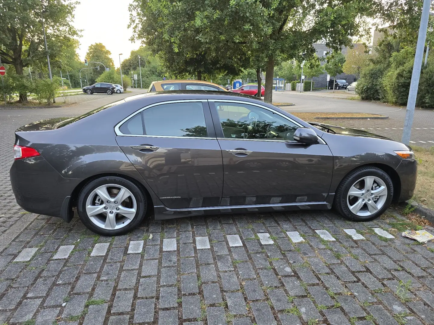 Honda Accord 2.4 Automatik Executive - 1