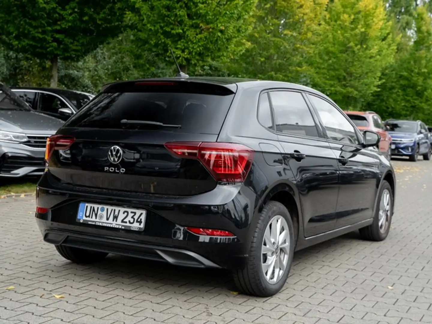 Volkswagen Polo 1.0 TSI Style ACC LED NAVI R.KAMERA Schwarz - 2