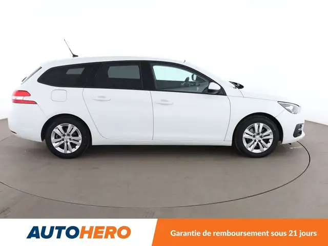 Peugeot 308 view 7