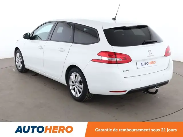 Peugeot 308 view 4