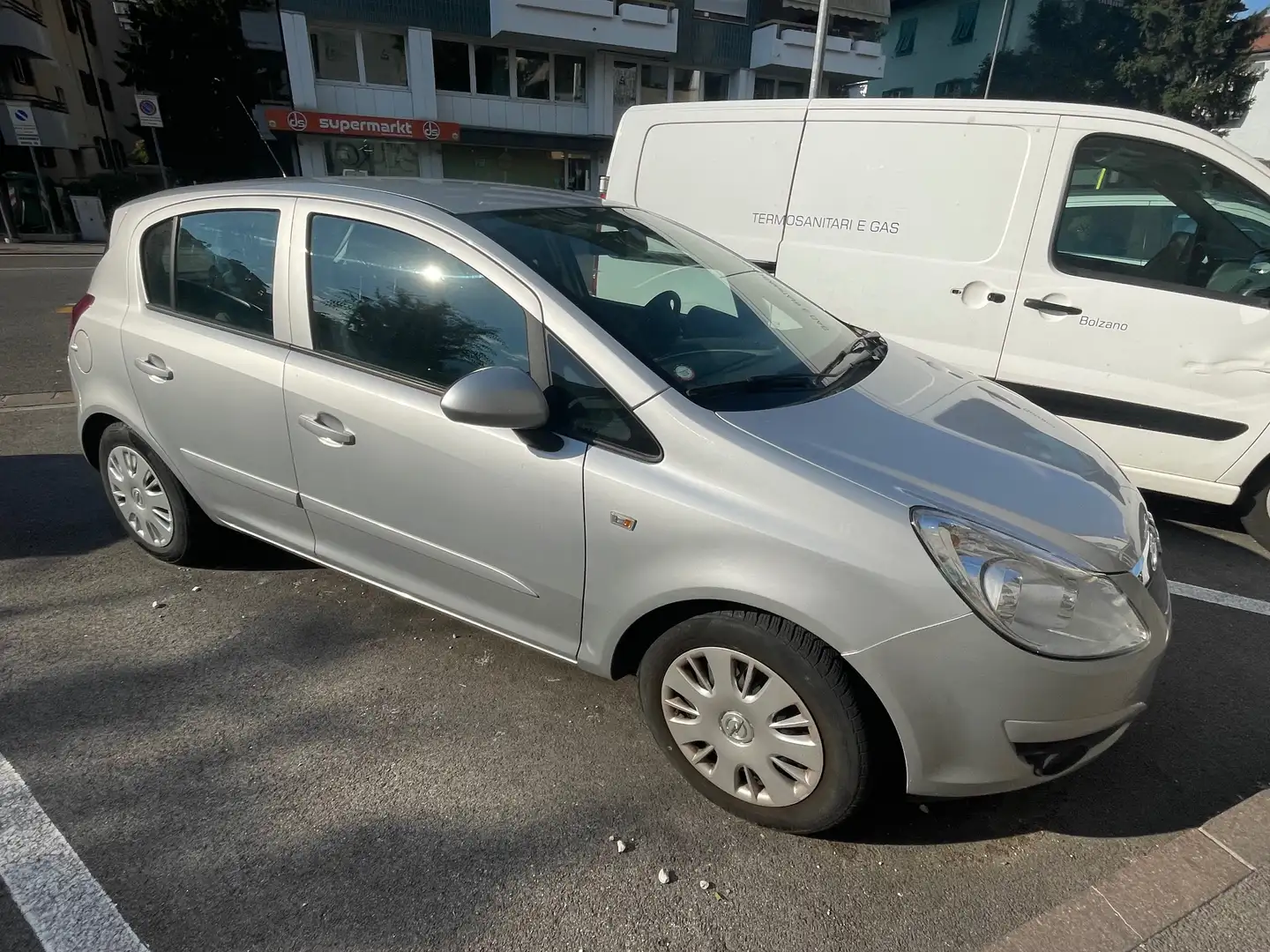 Opel Corsa 1.2 enjoy 5 porte Argento - 1