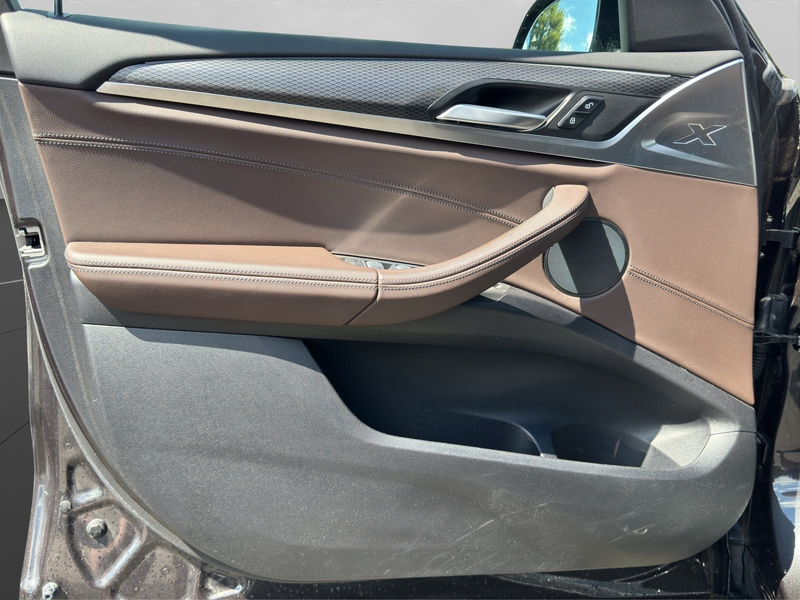 BMW X4 xDrive30i M Sportpaket LED Stop&Go AHK RFK Shz — photo 11