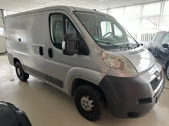 Peugeot Boxer 2.2 HDI L1H1 AHK