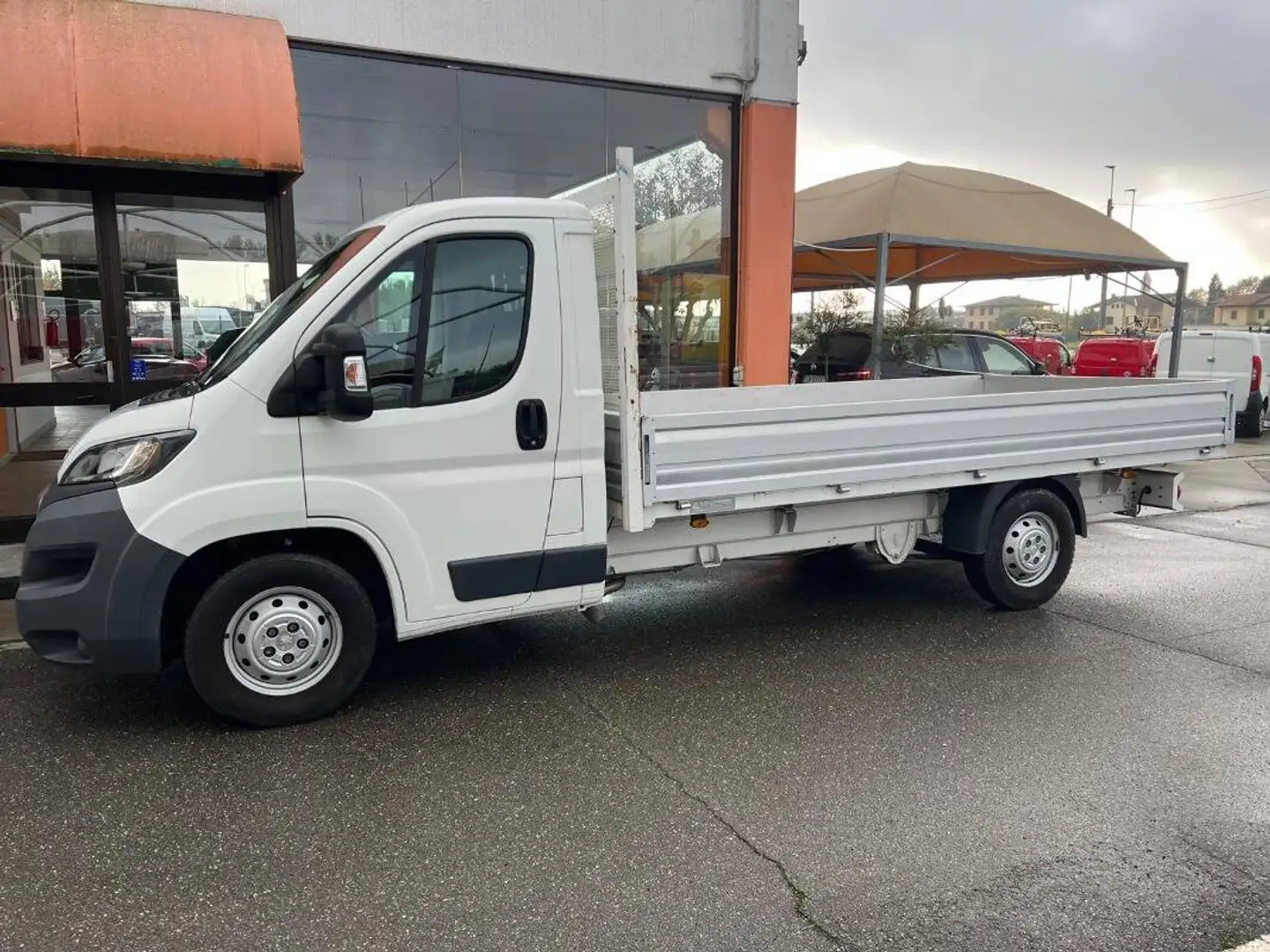 Peugeot Boxer Cabinato 435 L4 130cv CASSONATO CASSONE PIANALE Blanco - 2