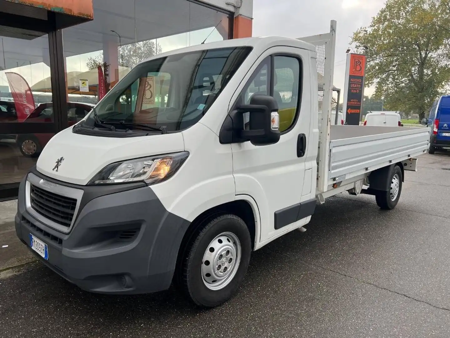 Peugeot Boxer Cabinato 435 L4 130cv CASSONATO CASSONE PIANALE Blanco - 1