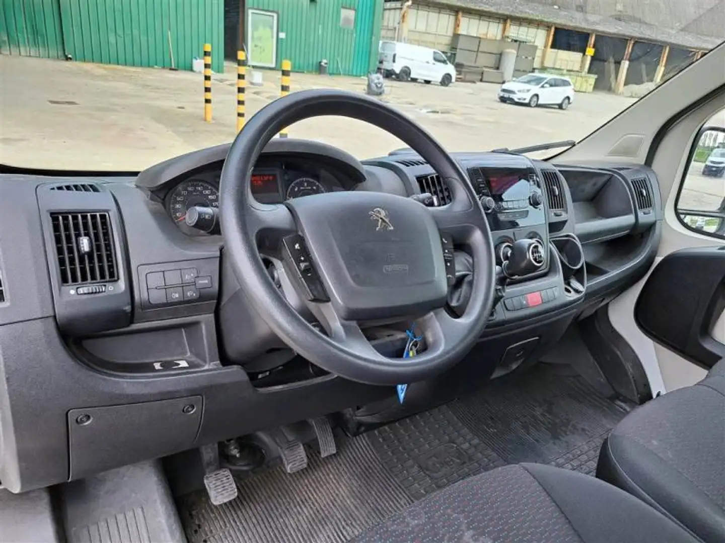 Peugeot Boxer Cabinato 435 L4 2.0 Bluehdi 130cv CASSONE FISSO Bianco - 2