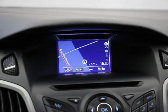 Ford Focus view 6