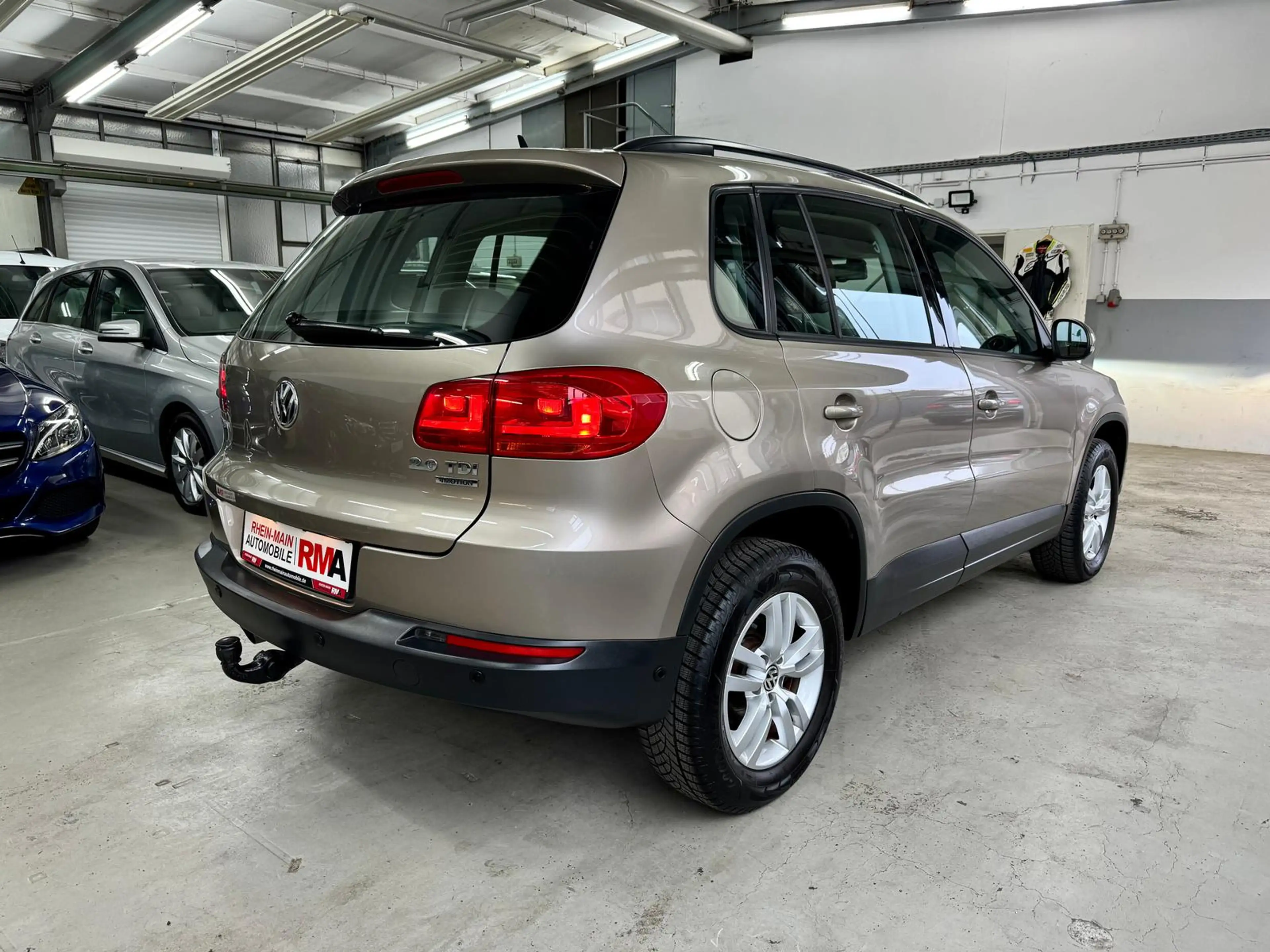 Volkswagen Tiguan Track & Field 4Motion 2.0 TDI+1. HD+AHK+ — photo 4