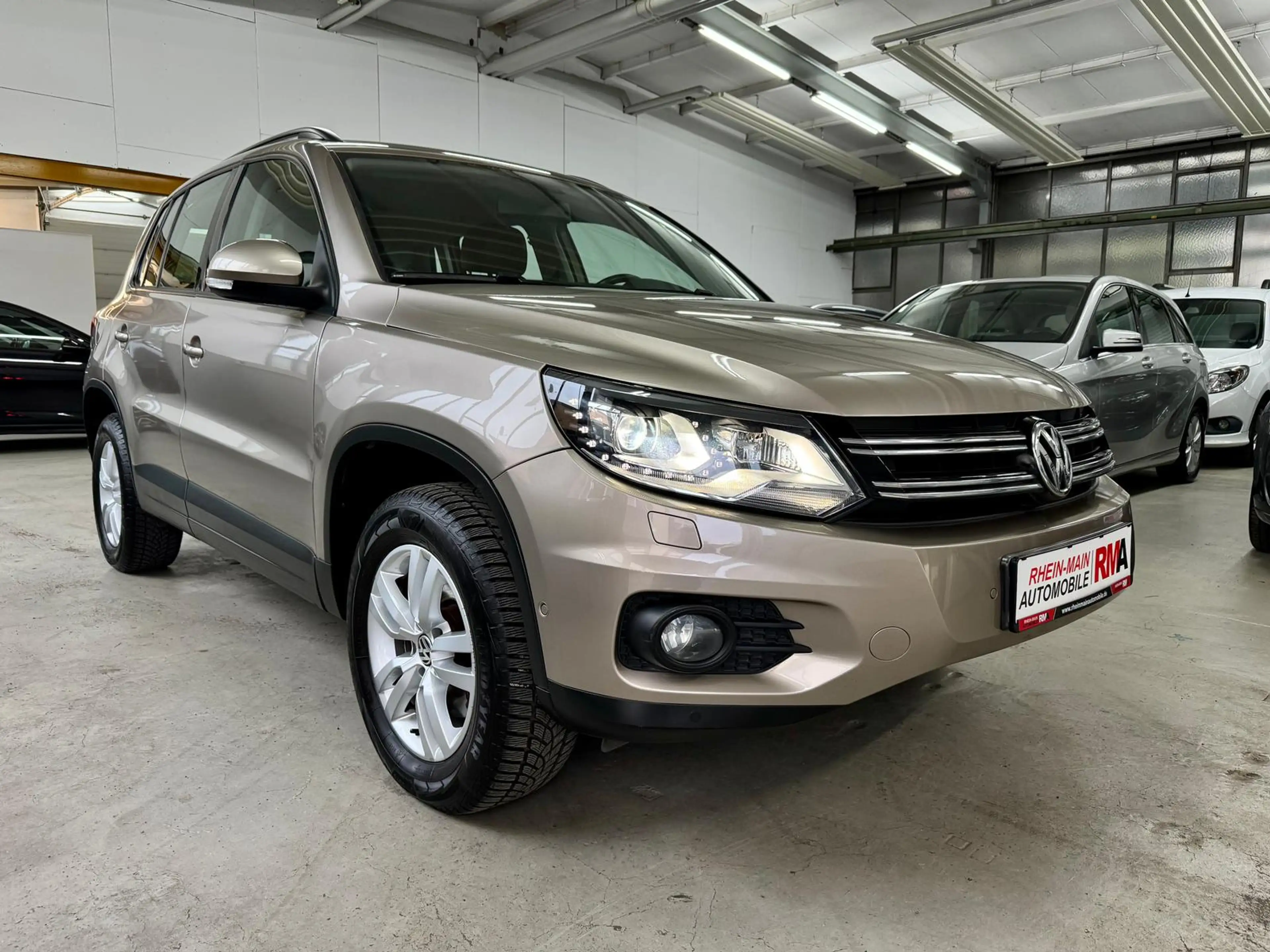 Volkswagen Tiguan Track & Field 4Motion 2.0 TDI+1. HD+AHK+ — photo 3