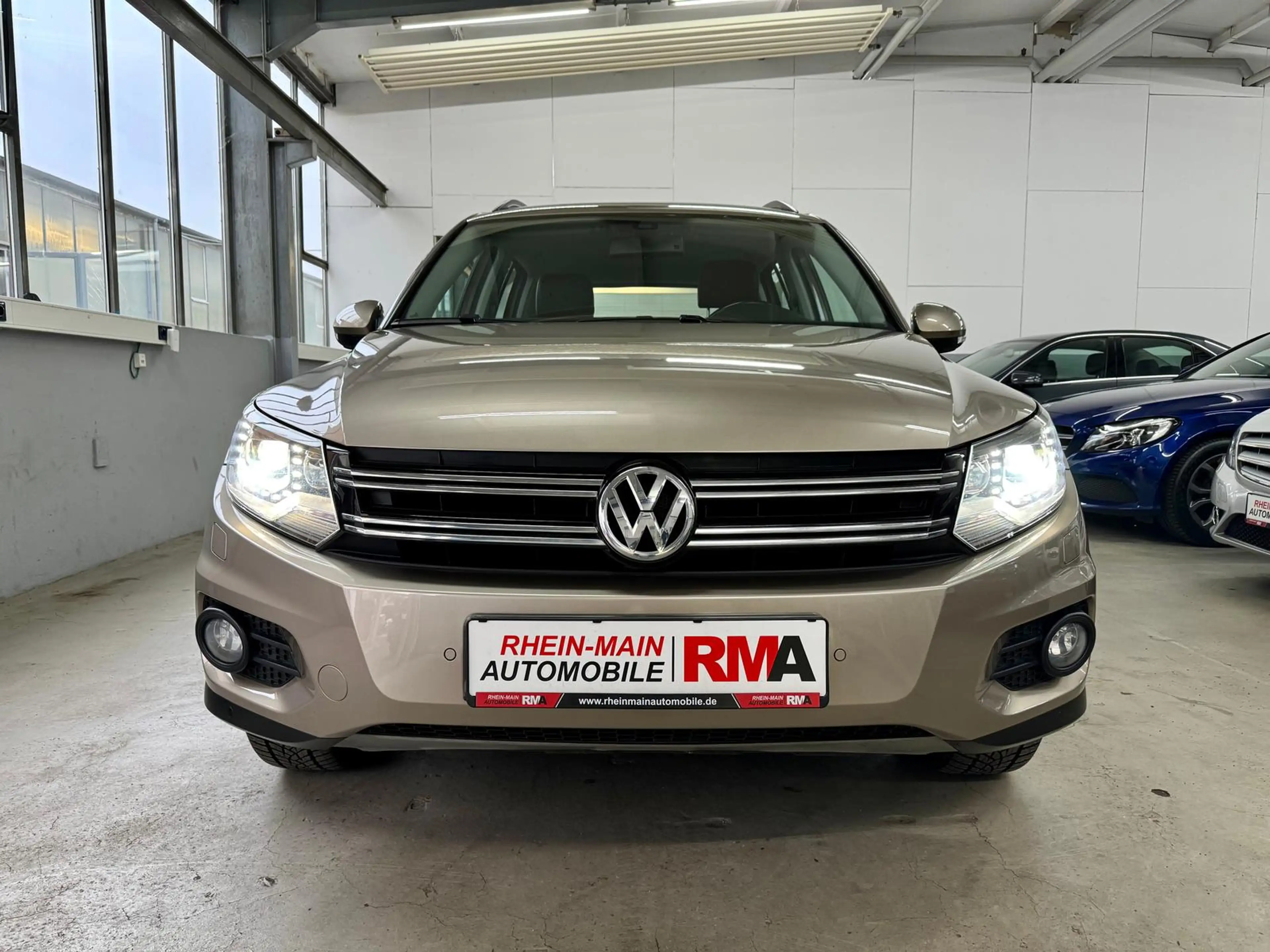 Volkswagen Tiguan Track & Field 4Motion 2.0 TDI+1. HD+AHK+ — photo 2