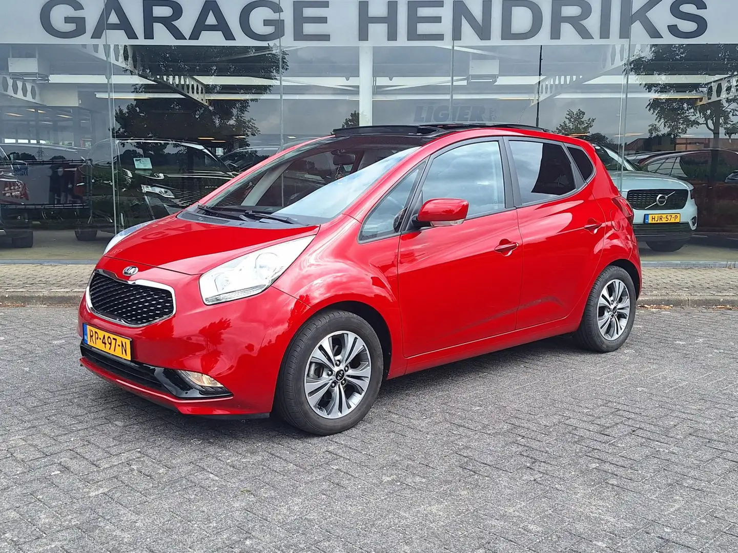 Kia Venga 1.4 CVVT Edition Sky | Panorama dak | Trekhaak | N Rouge - 1