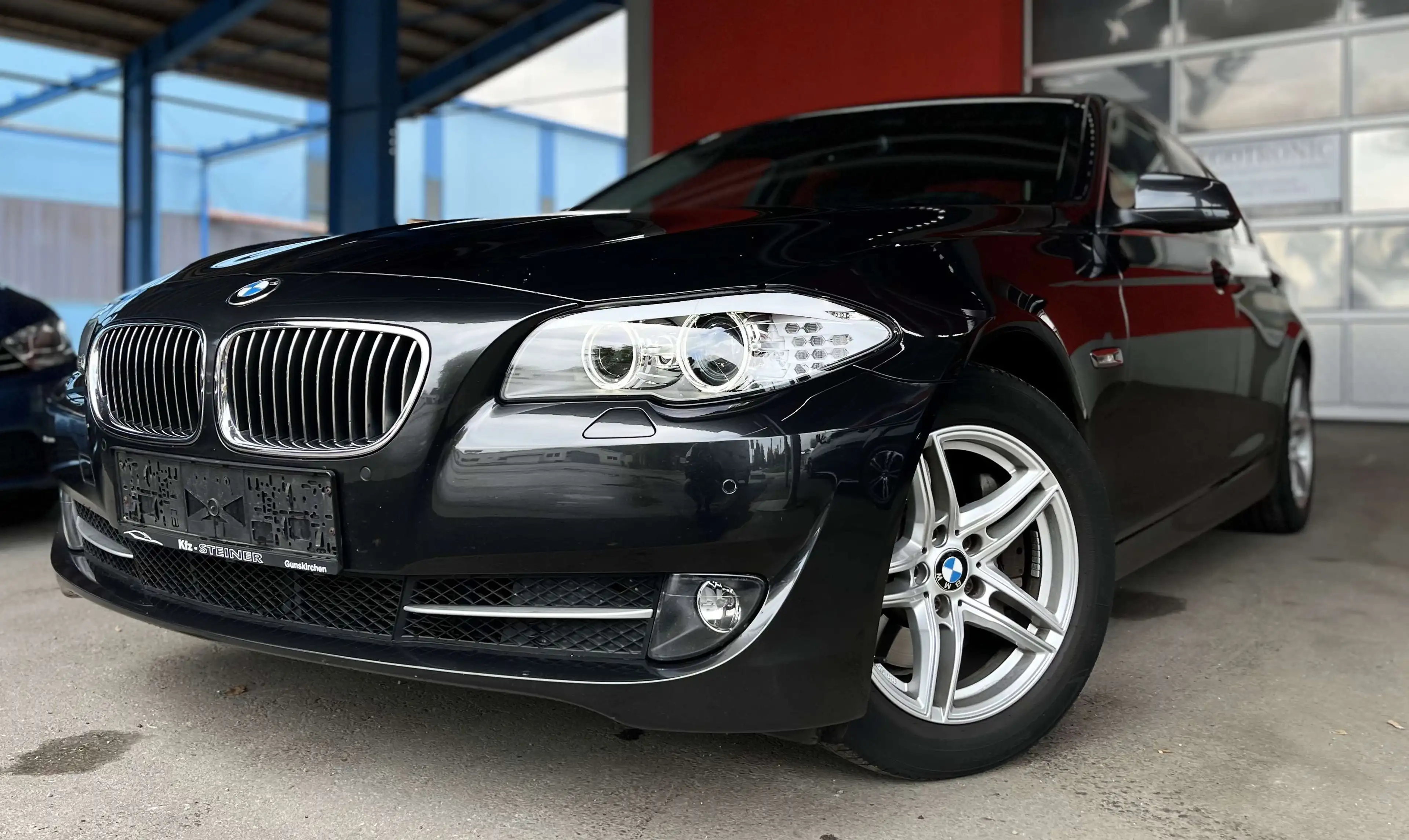 BMW 525 d *6-ZYL*SPORTAUTOMATIK *XENON*NAVIPROF* — photo 10