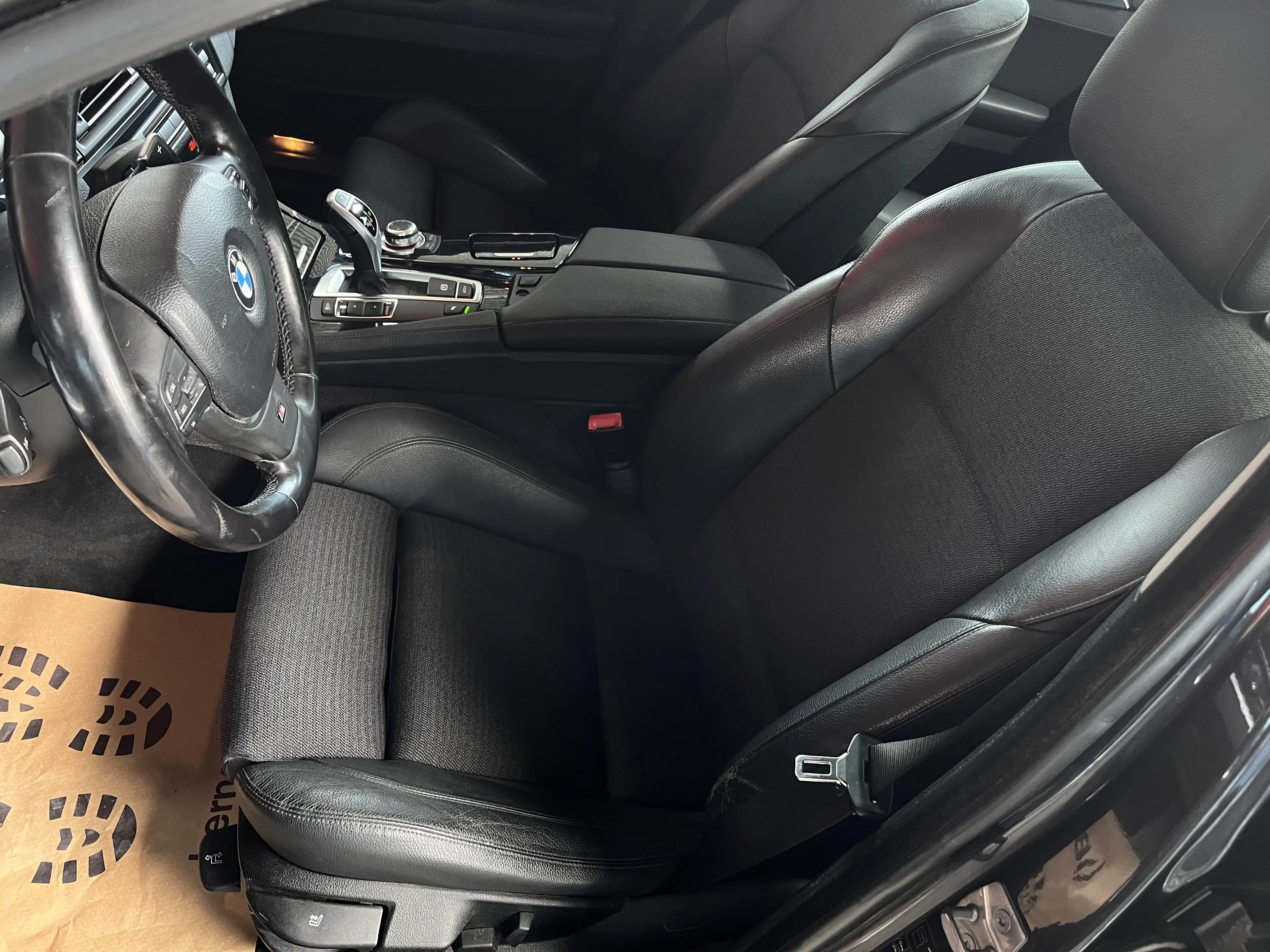 BMW 525 d *6-ZYL*SPORTAUTOMATIK *XENON*NAVIPROF* — photo 12