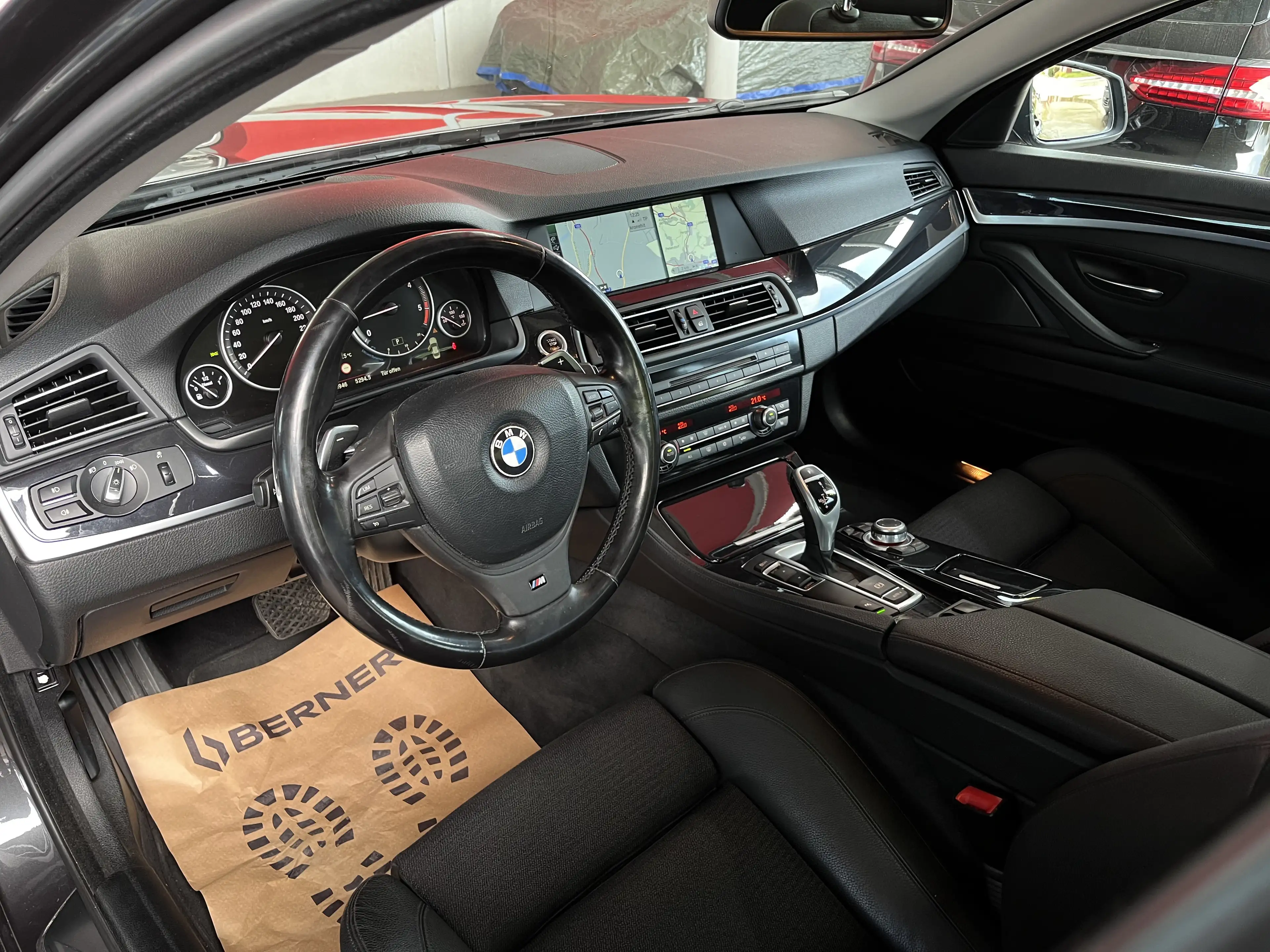 BMW 525 d *6-ZYL*SPORTAUTOMATIK *XENON*NAVIPROF* — photo 11