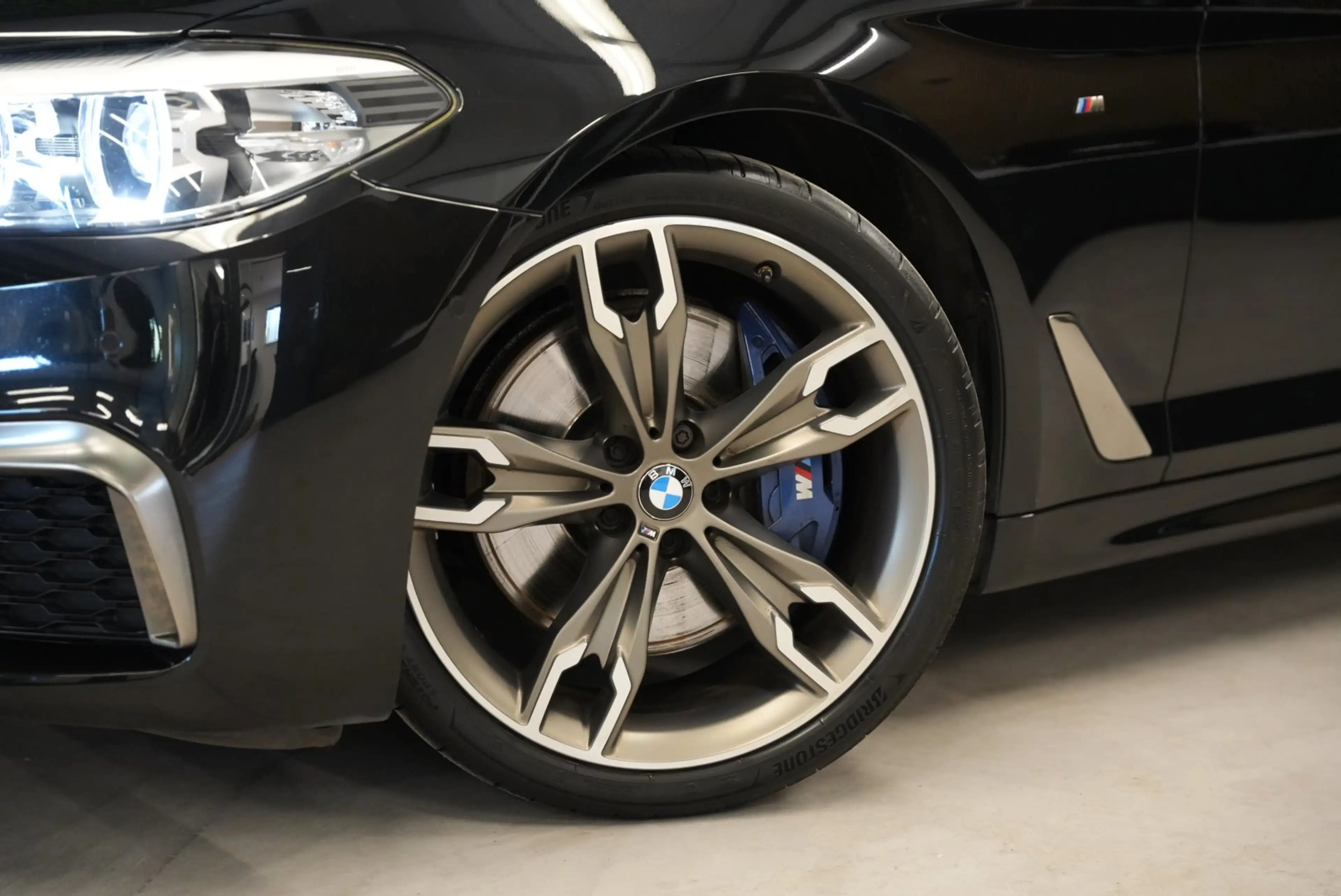 BMW M550 5-serie M550d xDrive M-Sport / HUD / Memory / PDC — photo 14
