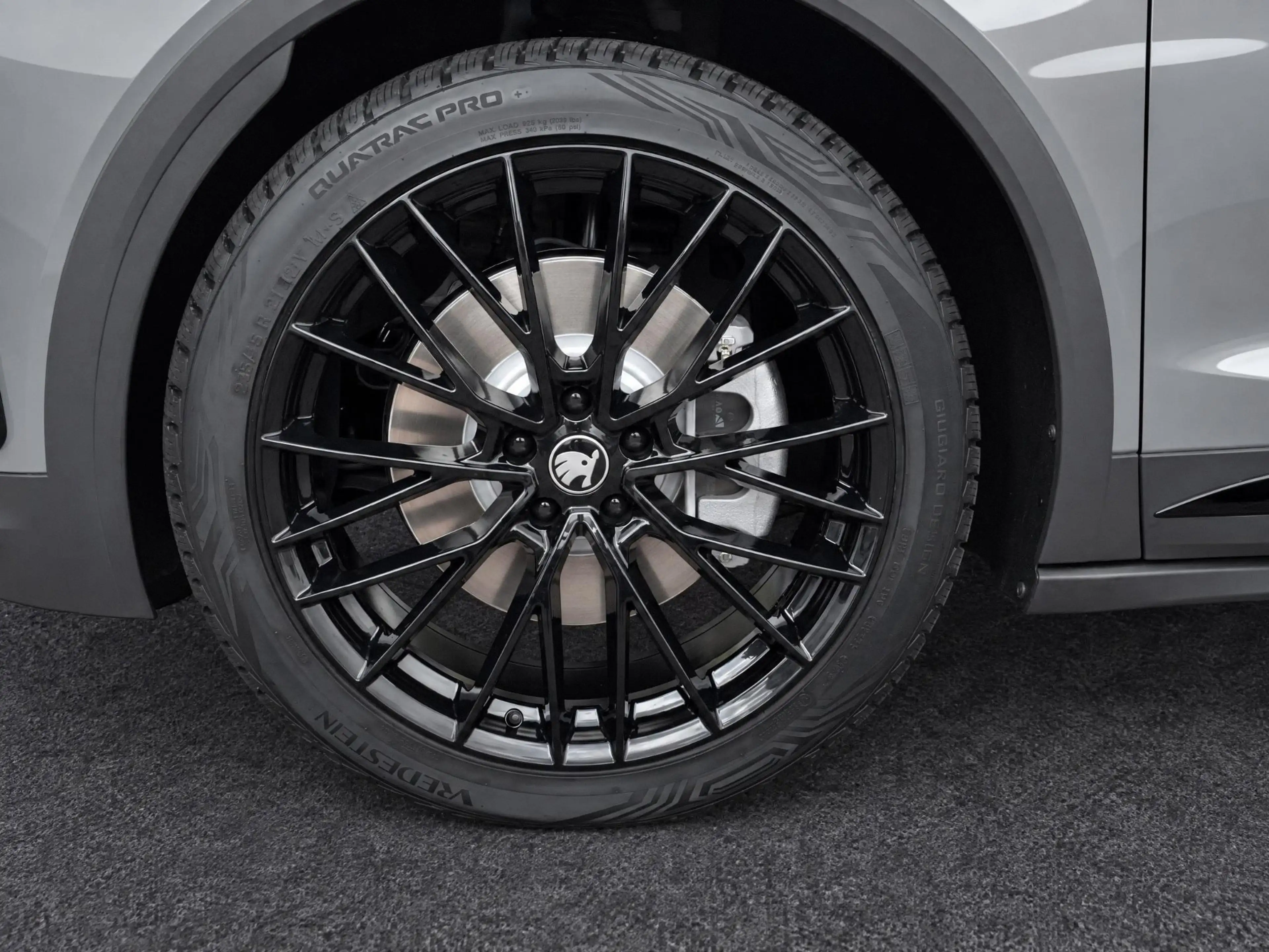Skoda Elroq 85 Sportline | Drive pakket | Business upgrade - a — photo 8