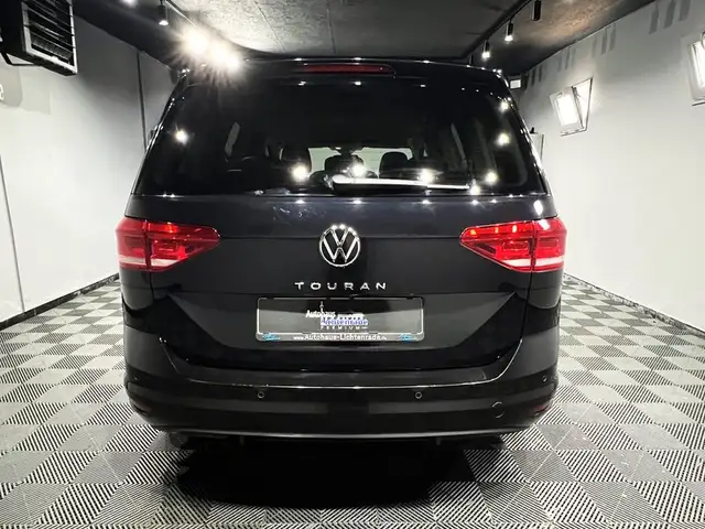 Volkswagen Touran view 7