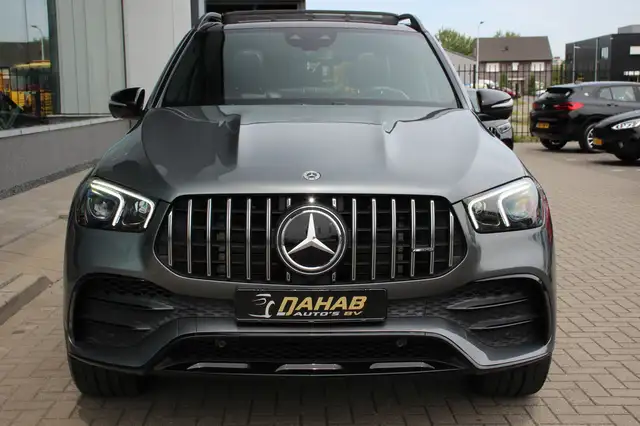 Mercedes-Benz GLE view 3