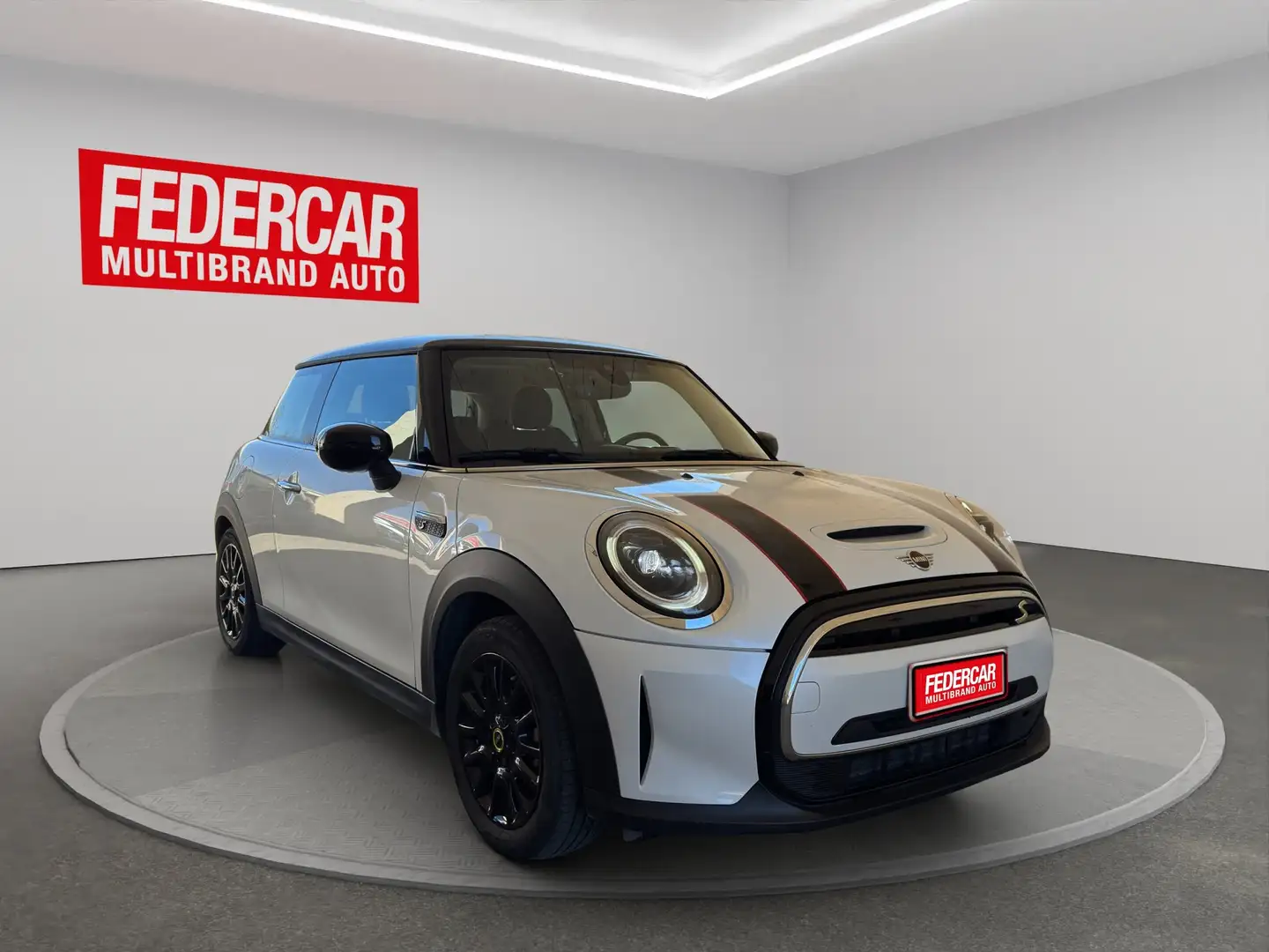MINI Cooper SE Mini F56 2021 Full Electric 3p Classic auto Grau - 1
