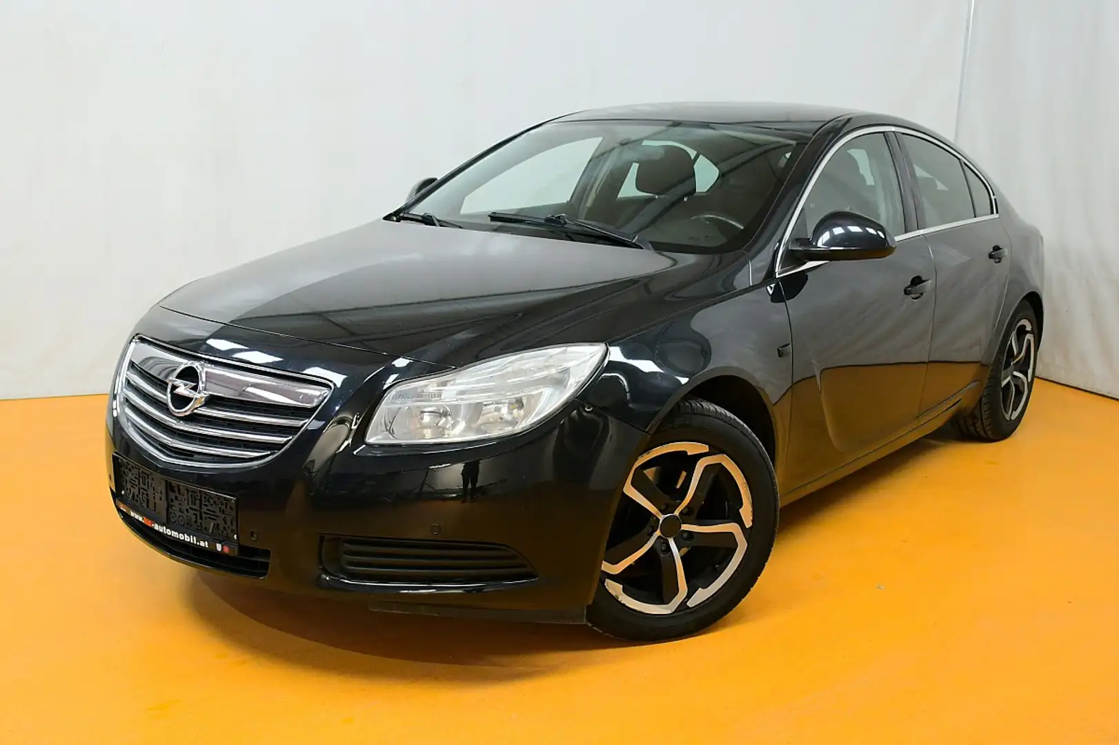 Opel Insignia 2,0 Edition CDTI DPF Ecotec ecoflex Schwarz - 1