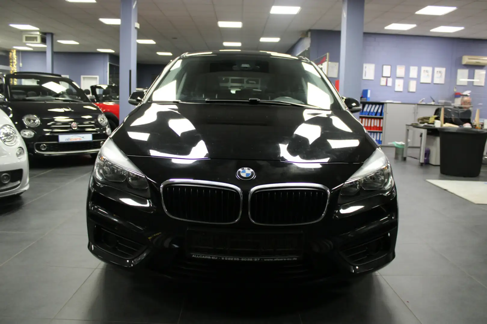 BMW 218 218i Gran Tourer Schwarz - 2
