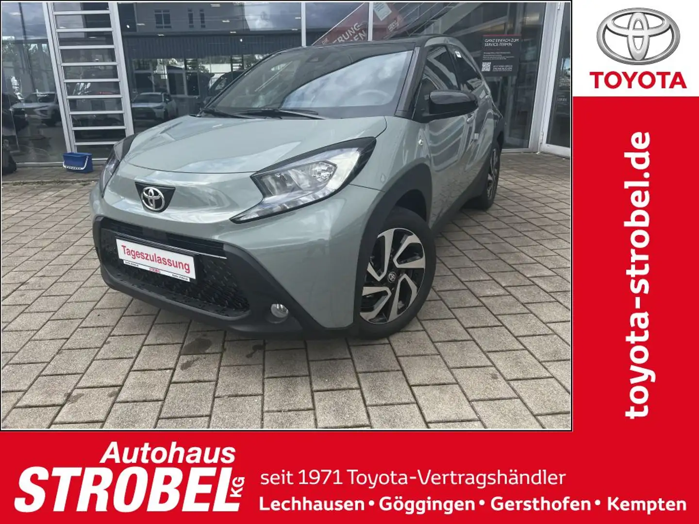 Toyota Aygo X Teamplayer (AB7) Grau - 1