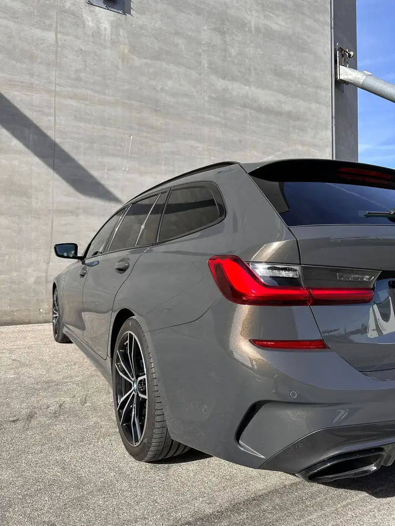 BMW 340 M340d xDrive Touring Aut. Gris - 2