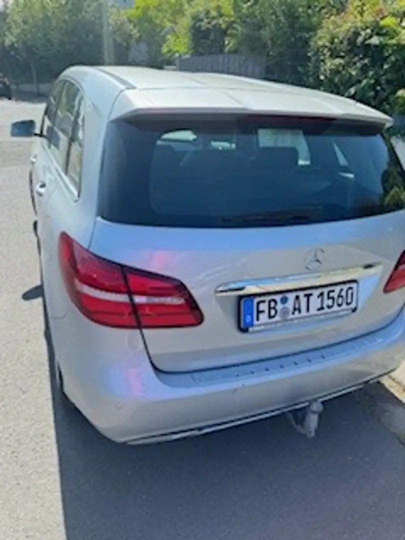 Mercedes-Benz B 200 Style  Teilleder  48000 km - 2