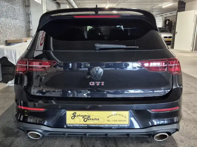 Volkswagen Golf view 3