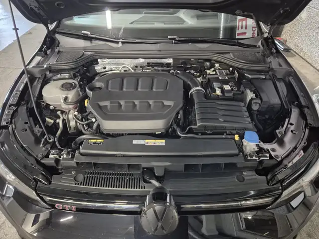 Volkswagen Golf view 14