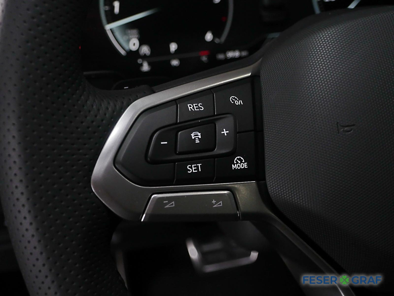 Volkswagen Touareg 3.0 TDI 4M R-Line Black ABT AHK Pano 22" — photo 13