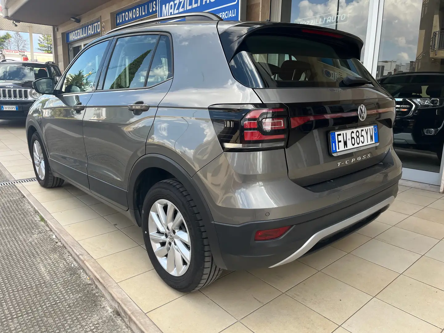 Volkswagen T-Cross 1.0 Tsi Style 115cv DSG Autom. Grau - 2