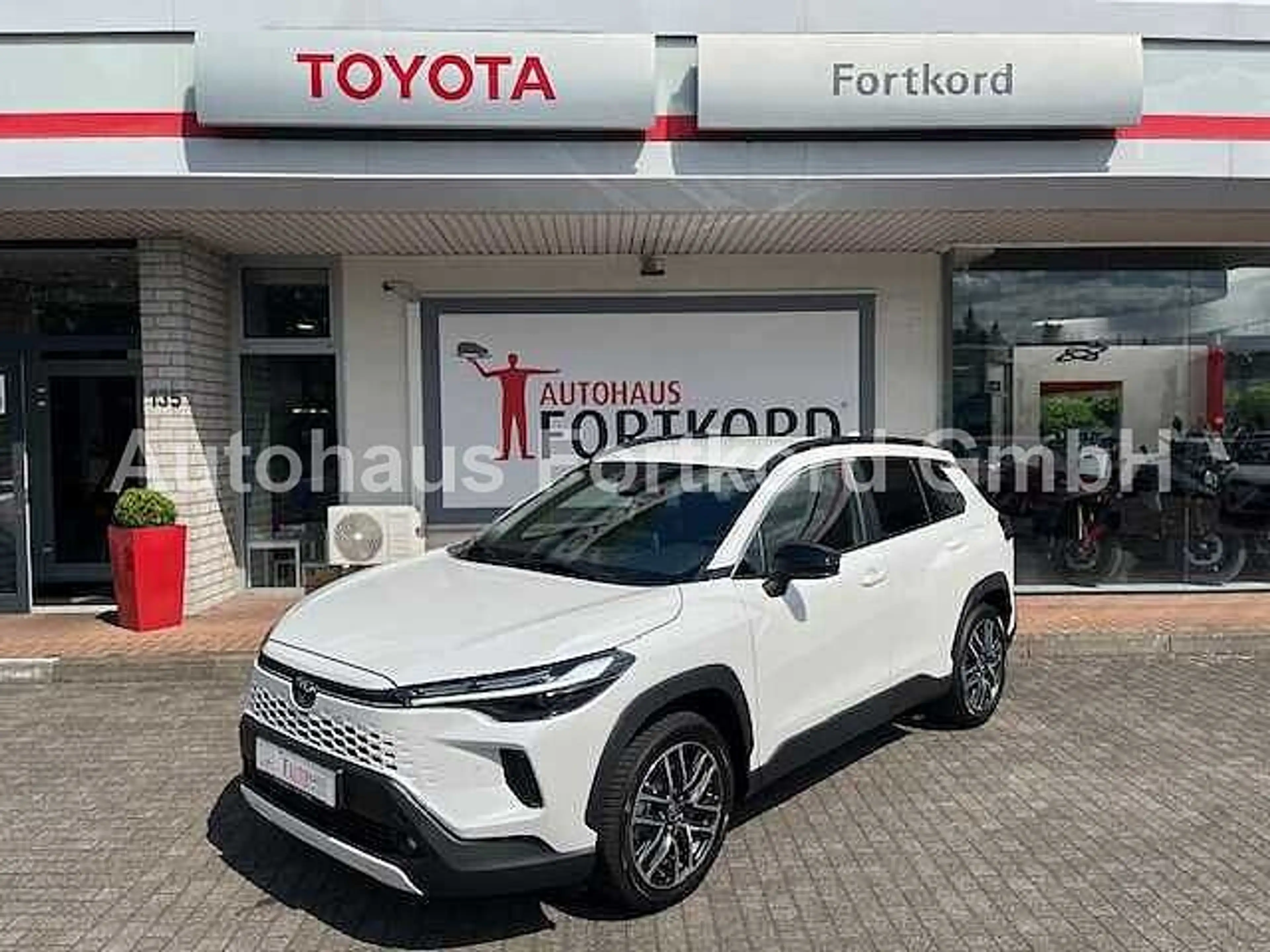 Toyota Corolla Cross 1.8 Hybrid Style - Allwetter, NAVI, LHZ, LED, PDC,