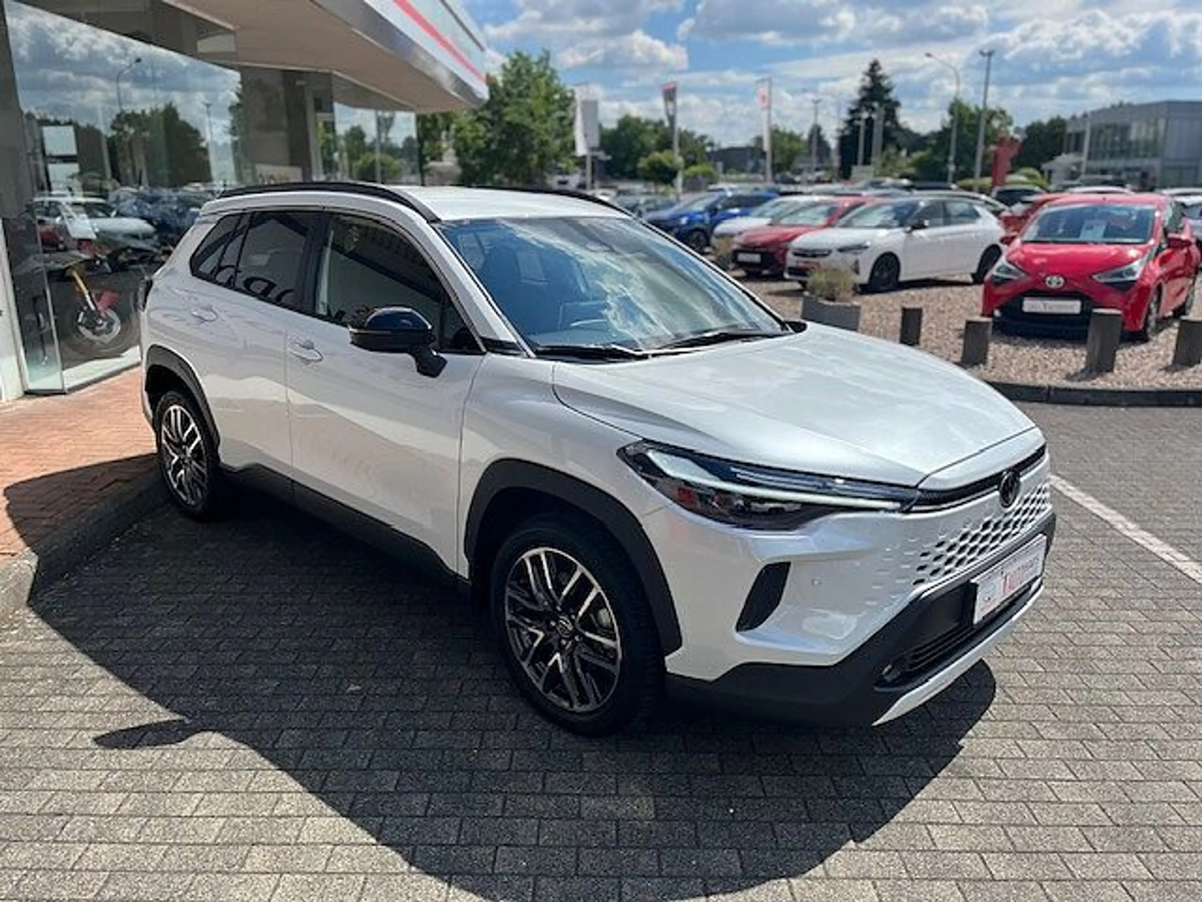 Toyota Corolla Cross 1.8 Hybrid Style - Allwetter, NAVI, LHZ, LED, PDC, — photo 7