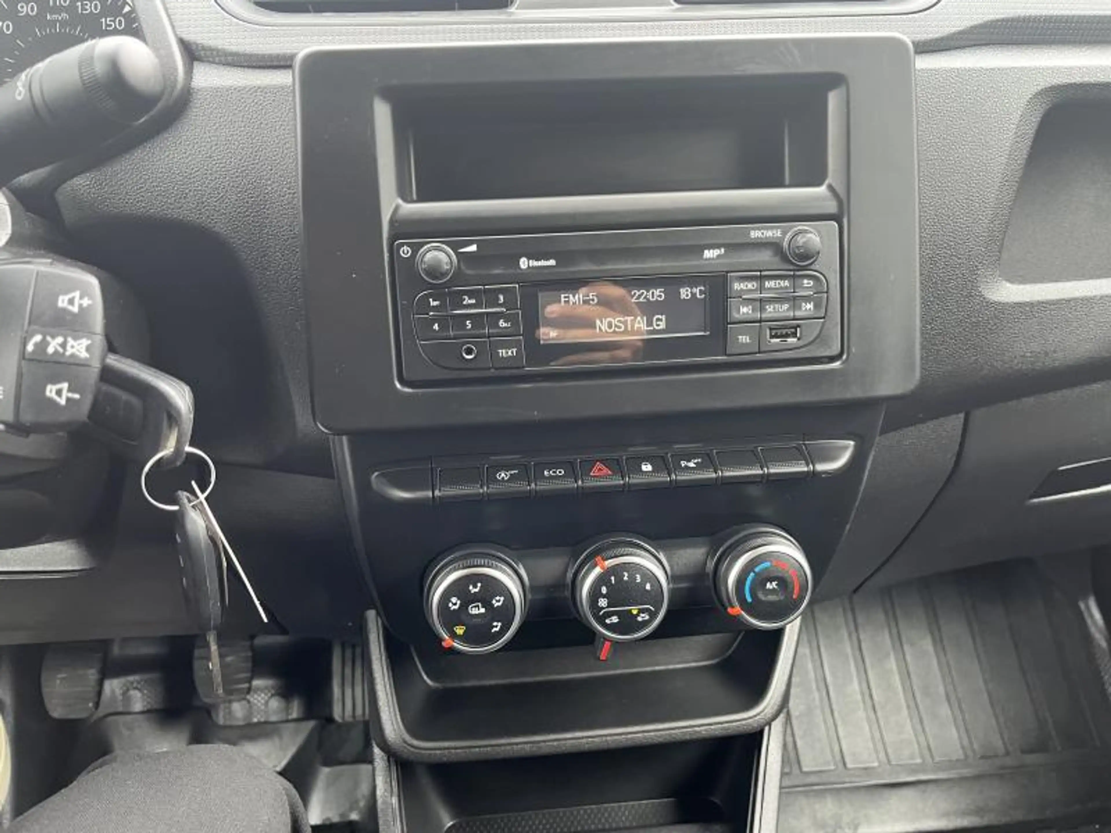 Renault Express Confort 1.5 DCI — photo 10