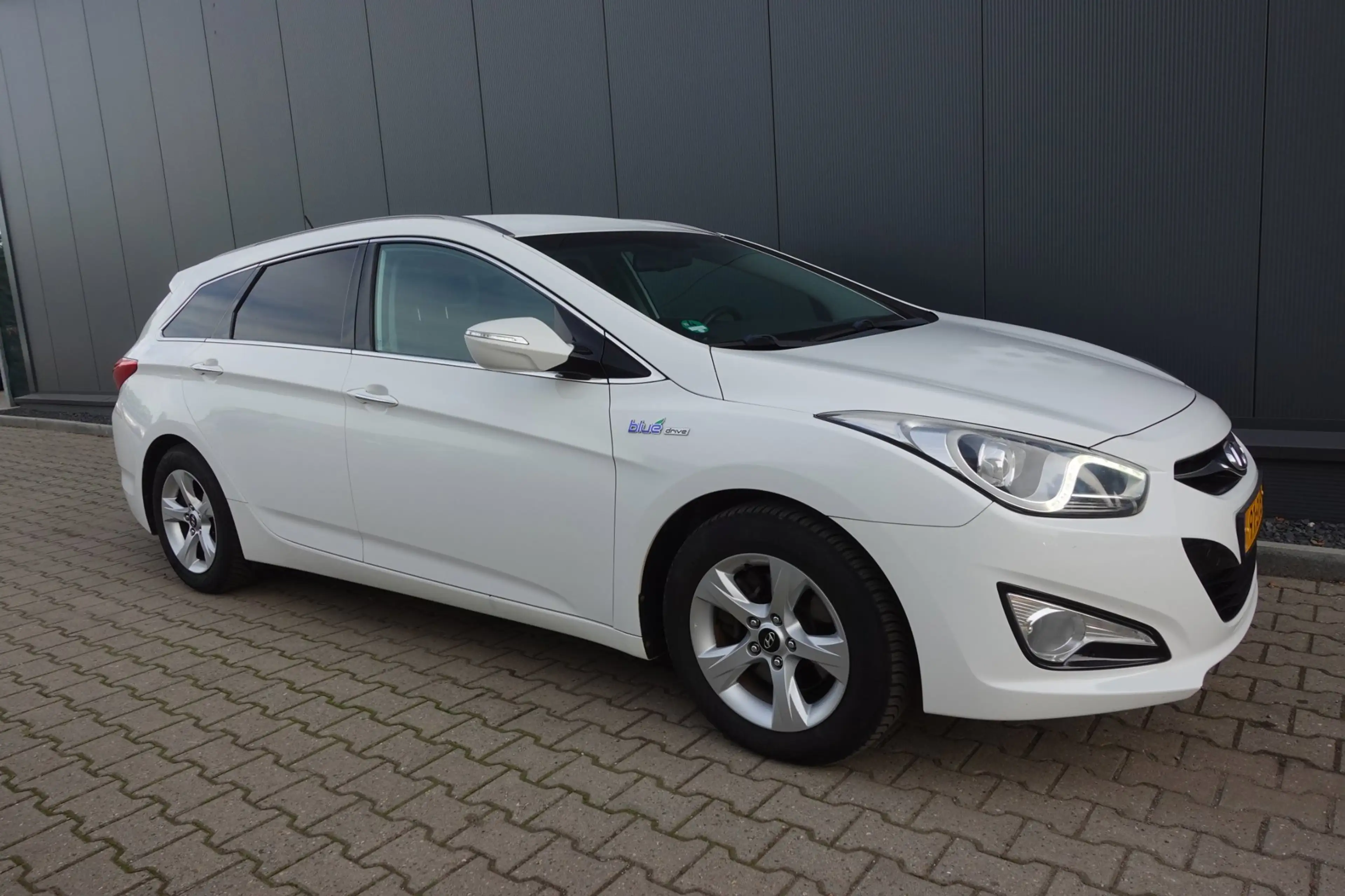 Hyundai i40 Wagon 1.6 GDI Blue i-Motion — photo 4